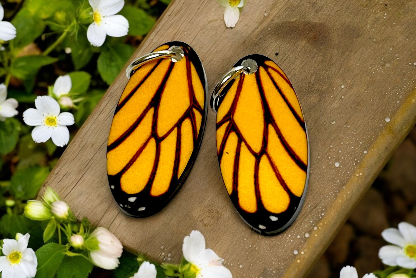 Small Monarch - Jewelry Components - Charms #72