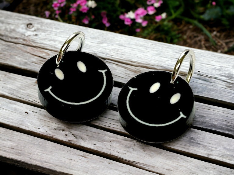 Smiley Charms - Jewelry Components - Charms - #97